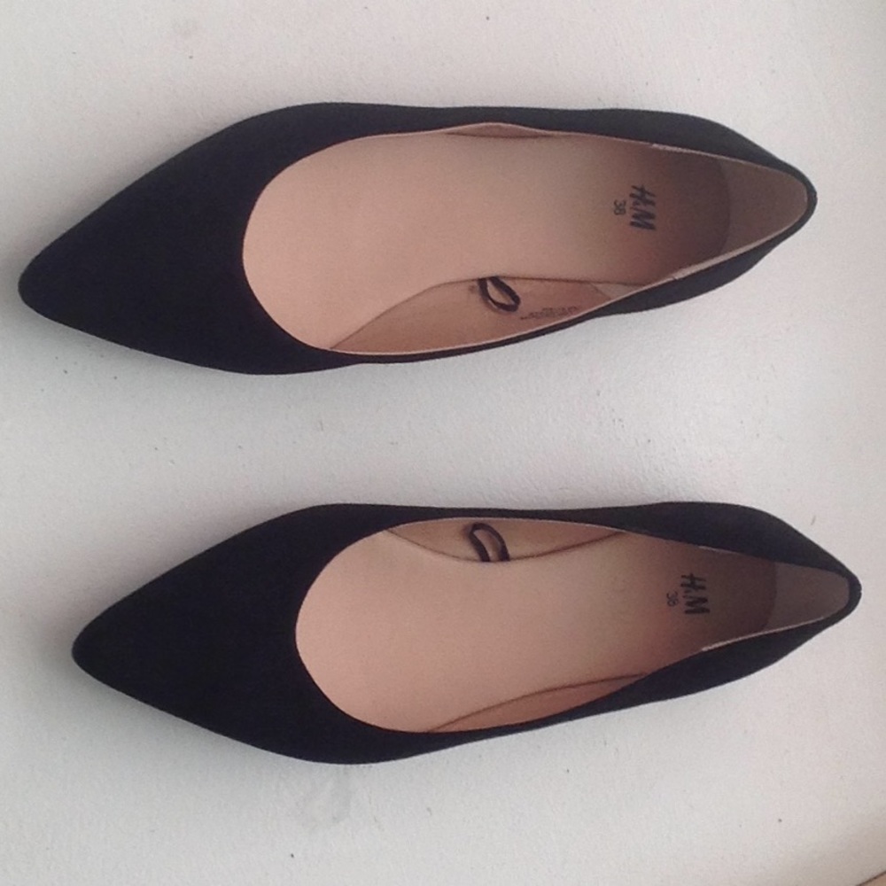 Black flats